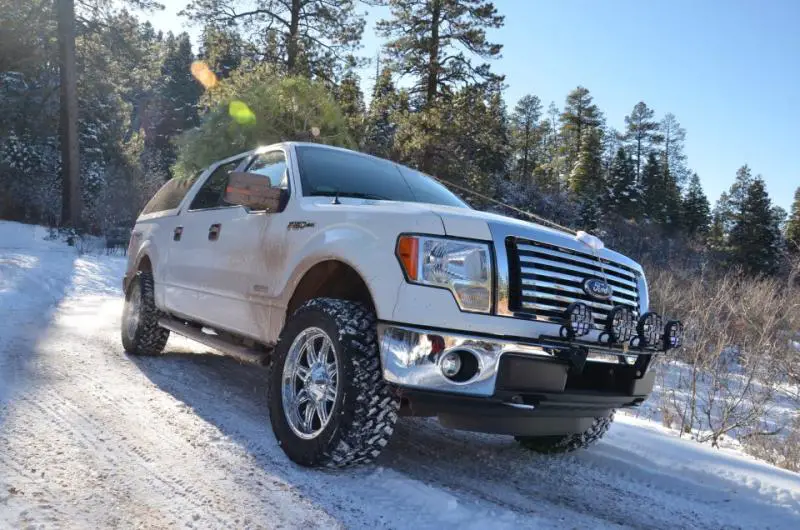 ford truck in inclement weather should stay below 55-60 mph to drive safely