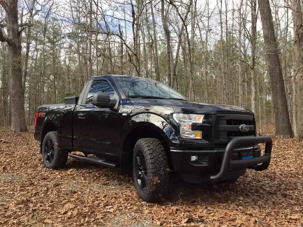 f150 with rough country leveling kit